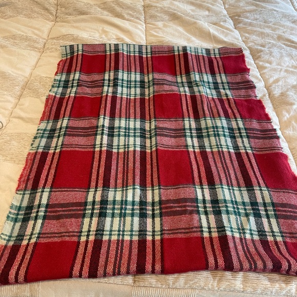 infinity Scarf - Picture 5 of 5